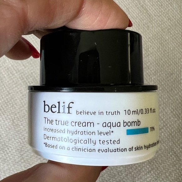 Belif Hydration Bestsellers On-The-Go Kit!   NEW - Picture 7 of 7